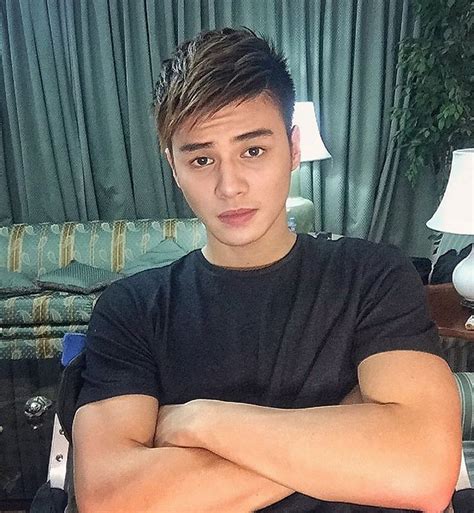 Look Oh So Pogi Ronnie Alonte In 15 Photos Abs Cbn Entertainment