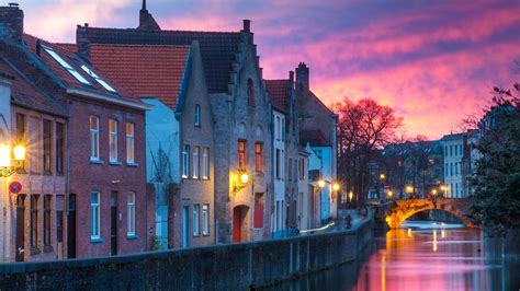 Canal Between Belgium Bridge Bruges And Building 4K 5K HD Travel ...