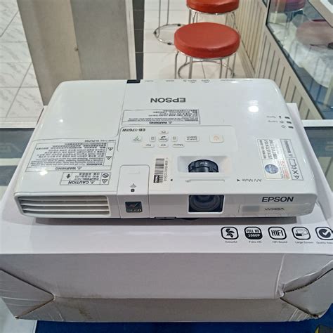 Jual Proyekotr Second Murah Epson Eb W Shopee Indonesia