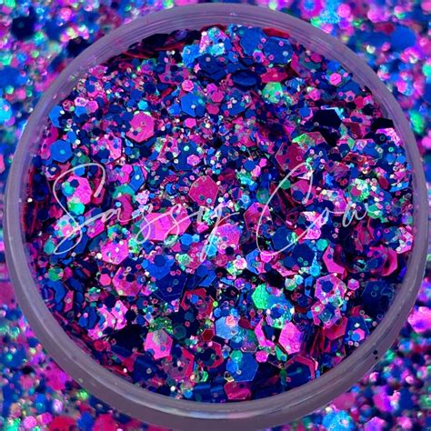 High Quality Pink Holographic Chunky Glitter For Epoxy Tumblers Sassy Cow Co