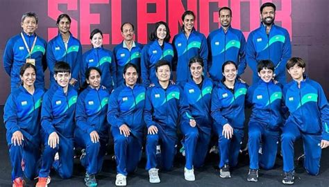 Indian Women's Badminton Team Advances to Badminton Asia Team ...