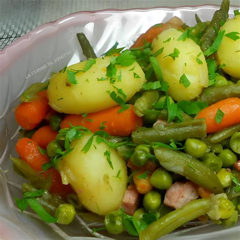 Recette de Petit pois carottes pommes de terre façon jardinière