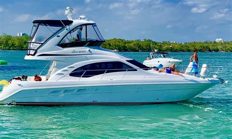 Luxury 46 Sea Ray Yacht Experience With Stunning Views Getmyboat