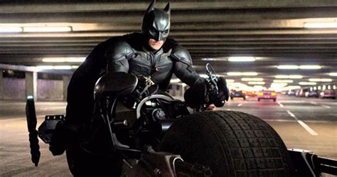 Christopher Nolan Kept the Batcycle a Secret from Everyone During ...