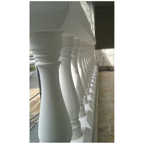 White 45mm Temple GRC Column Compressive Strength 40 Mpa At Rs 350