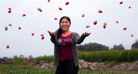 Ella Alimenta al Mundo Agricultura es Cultura Muestra fotográfica