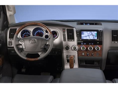 2010 Toyota Tundra: 40 Interior Photos | U.S. News