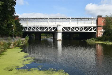 River Severn Railway Bridge Shrewsbury © David Martin Geograph