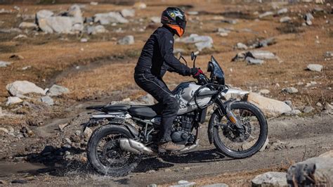 Riding the new Royal Enfield Himalayan 450 on the tarmac twisties of ...