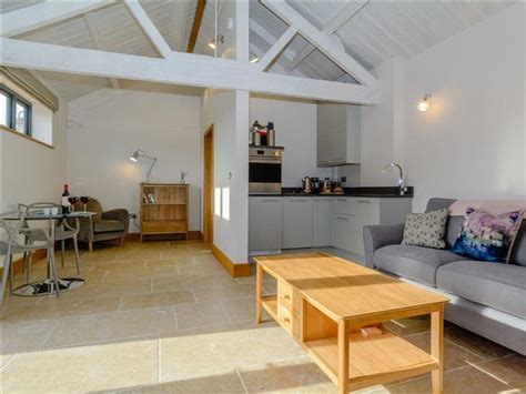 Long Barn Cottages - The Bull Pen 2 (Ref : UK12963) in Thornhill, near ...