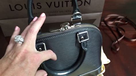 Louis Vuitton Unboxing 2016 Epi Alma Bb Youtube