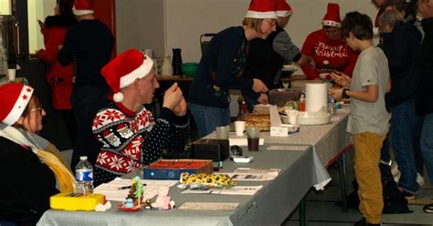 Varennes en Argonne Bonne fréquentation du marché de Noël du comité