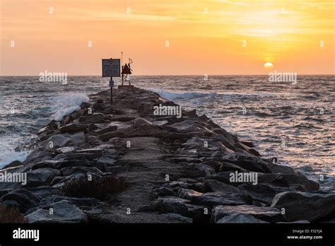 Virginia Beach Oceanfront Jetty At Rudee Inlet Stock Photo Alamy