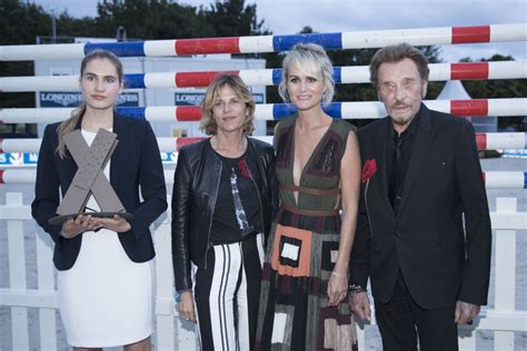 Photo Virginie Coupérie Eiffel Laeticia Hallyday et son mari Johnny