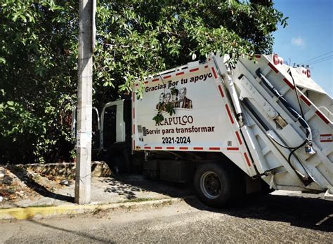 Se Queda Sin Frenos Uno De Los Nuevos Camiones De La Basura Casi Se