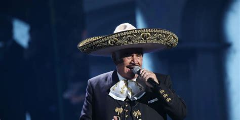 ¿qué Canción Pidió Vicente Fernández Para Su Funeral People En Español