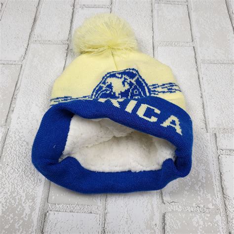 Club America Soccer Cuffed Pom Beanie Gorro De Frio Club America Soccer