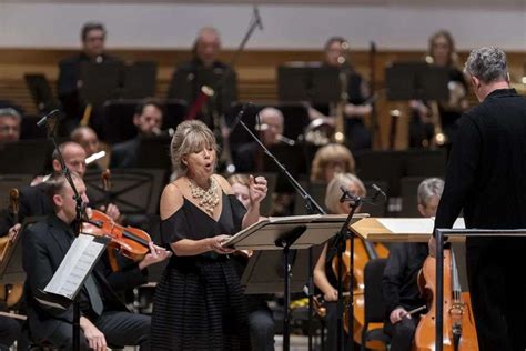 Opening Night 24 25 Review Bbc Scottish Symphony Orchestra At Glasgow City Halls Glasgow Guardian