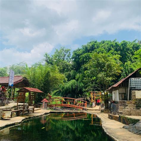 10 Tempat Wisata Di Malang Yang Kekinian Dan Bikin Terpesona Nibble