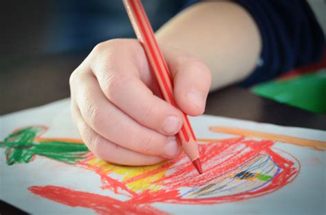 Fotos gratis escritura dedo rojo niño uña tarjeta art figura