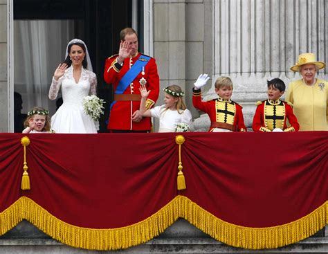 Queen Elizabeth Was Overjoyed at Kate Middleton and Prince William's ...