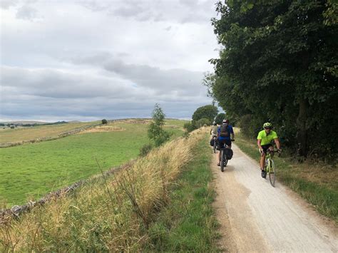 Ashbourne to Hartington and back along the Tissington Trail … Peak ...