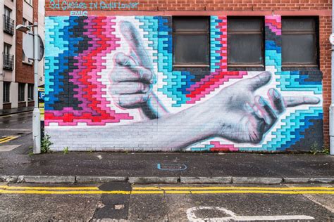 The Coolest Murals in Belfast