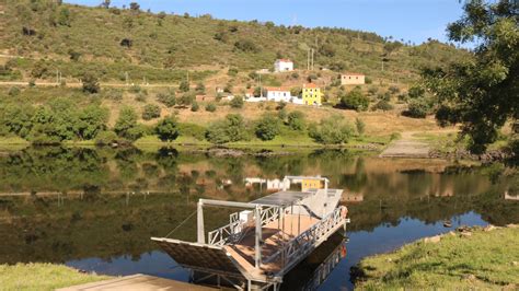 Trilho Da Barca Da Amieira Crossing Portugal