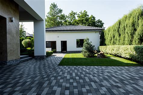 Driveway Pavers Installation: Enhance Your Home's Curb Appeal