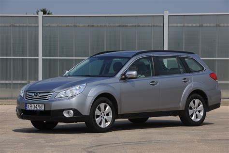 Żarówki Subaru Outback IV 20092015 jakie potrzebne do wymiany