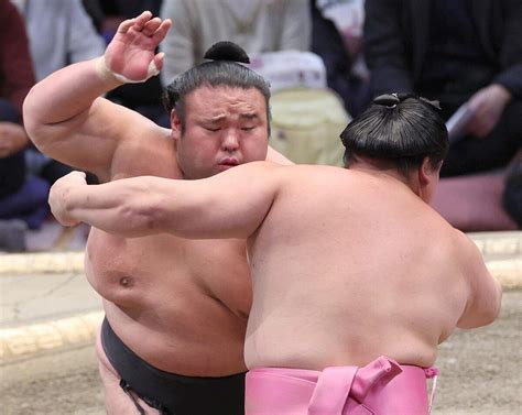 綱とり可能性の貴景勝が無傷の3連勝 3大関の無敗続く 関脇大栄翔、琴ノ若、先場所v争いの熱海富士らが3連勝 2023年11月14日掲載