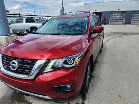 2018 Nissan Pathfinder Sl Awd Leahter Sunroof 62322985 Calgary