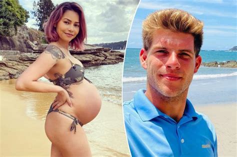 Hot Hannah Ferrier Bikini Pics