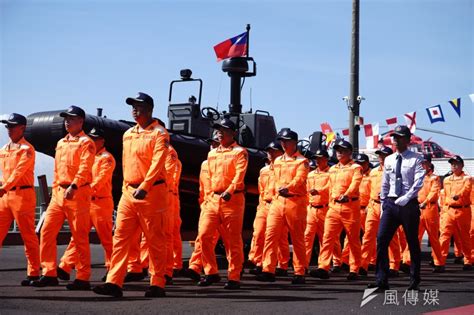 幕後》大官怒聲震破海巡署！為能不能戰「抹脖子」對峙 第二海軍被中國快艇打趴 風傳媒