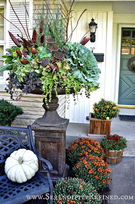 22 Beautiful Fall Planters For Easy Outdoor Decorations A Piece Of Rainbow