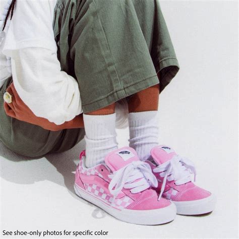 vans knu skool checkerboard skate shoe  kid pink white