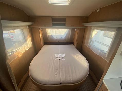 SUN ROLLER JAZZ 490 PU CAMA ISLA CON AIRE Y MOVER Venta De Caravanas