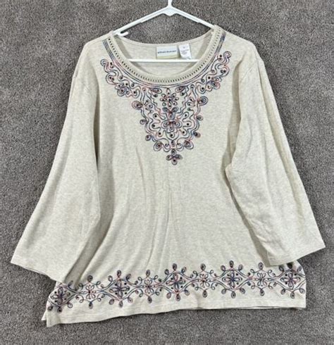 Alfred Dunner Top Womens 1x Beige Embroidered Studs 34 Sleeve Pullover