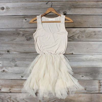 Bohemian Wednesday Look Good In The NUDE