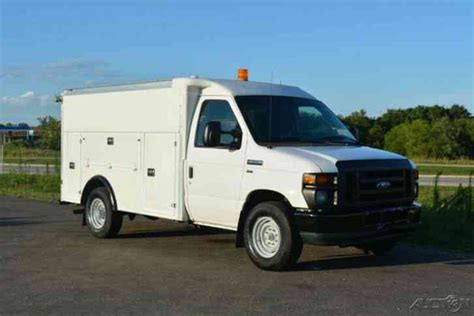 Ford E 350 Kuv 2011 Utility Service Trucks