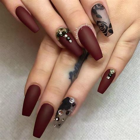 40+ Gorgeous Maroon Color Nails Designs - Fashionre