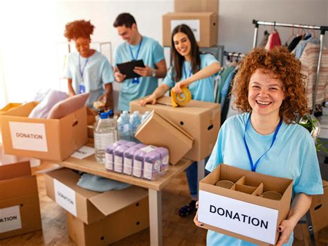 7 Ways Your Small Business Can Give Back