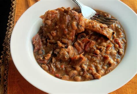 Slow Cooker Black Eyed Peas With Ham Hocks Creole Contessa