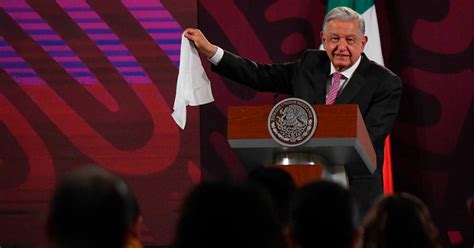 Garantiza López Obrador Que No Habrá Apagones El Día De Las Elecciones