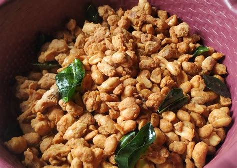 Resep Kacang Bali Pedas Manis Daun Jeruk Oleh Elok Fauzia Cookpad