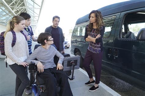 Speechless Abc Issues Press Release And Photos From The Series Finale