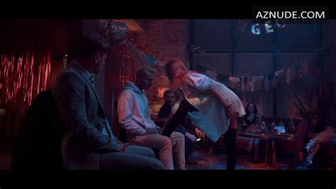 BACHELOR PARTY NUDE SCENES AZNude