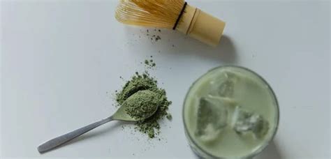 6 Side Effects Of Drinking Too Much Matcha Tea