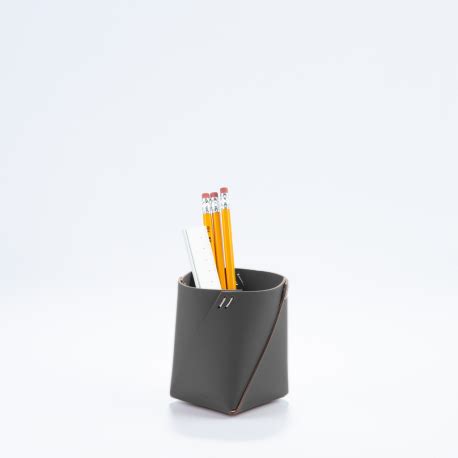 Pot Crayons En Cuir Recycl Bookbinders Design Sarl Francepapp