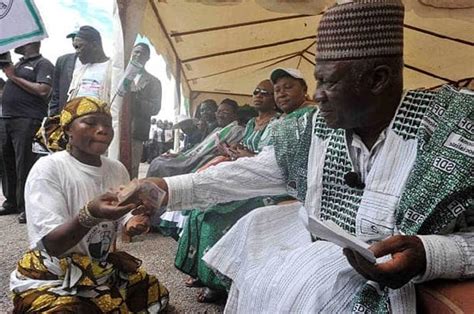 Regrets Lacte Manqu De John Fru Ndi Avant Sa Mort R V L Par Le Sdf